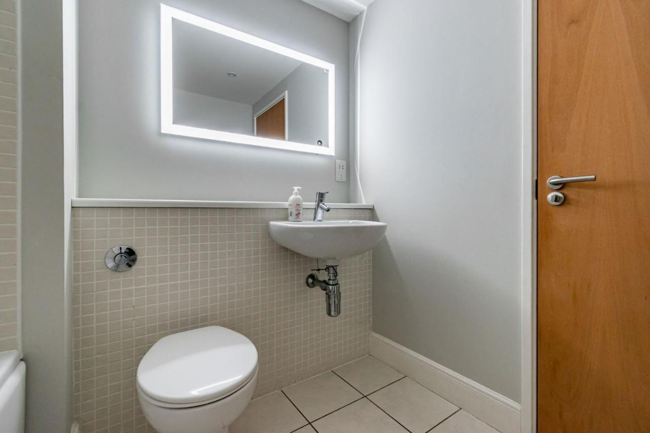 Amazing Apartments - Cables Wynd Near The Shore - Free Parking Edimburgo Esterno foto